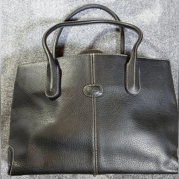 Authentic  Tod's bag - Picture 1 of 16
